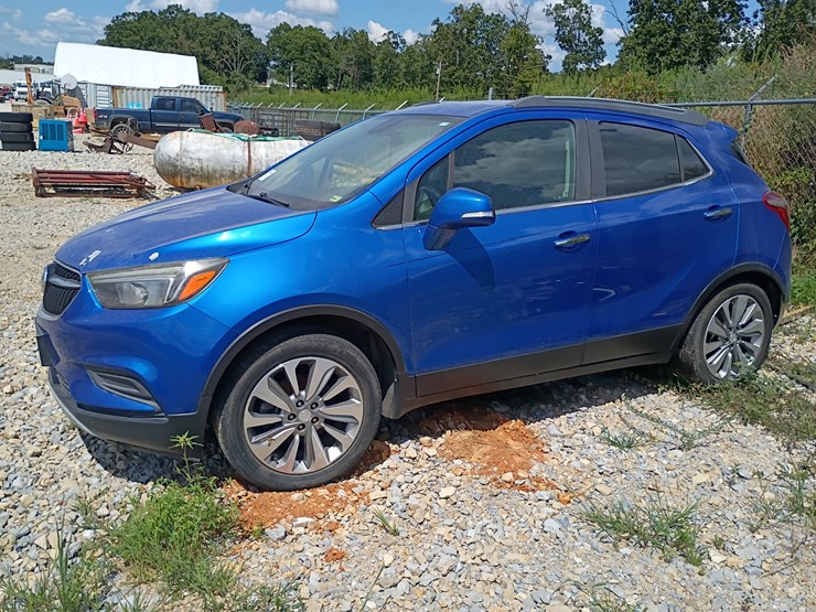 2017-buick-encore-image-2