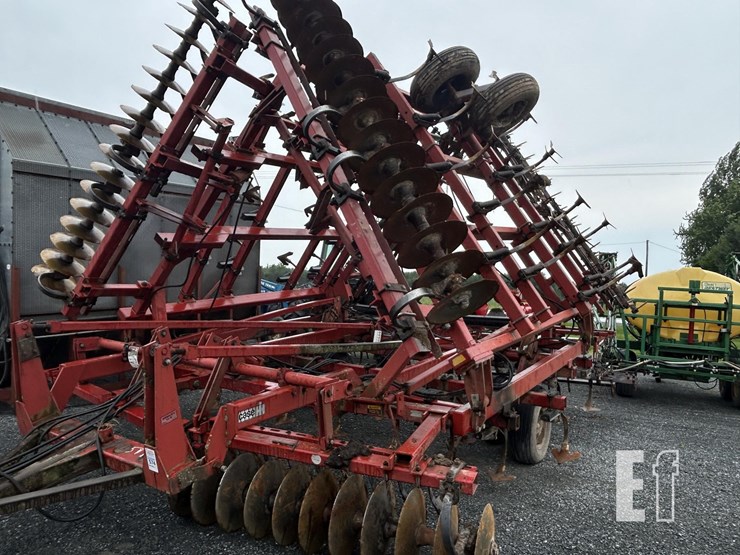 case-ih-4200-image-3