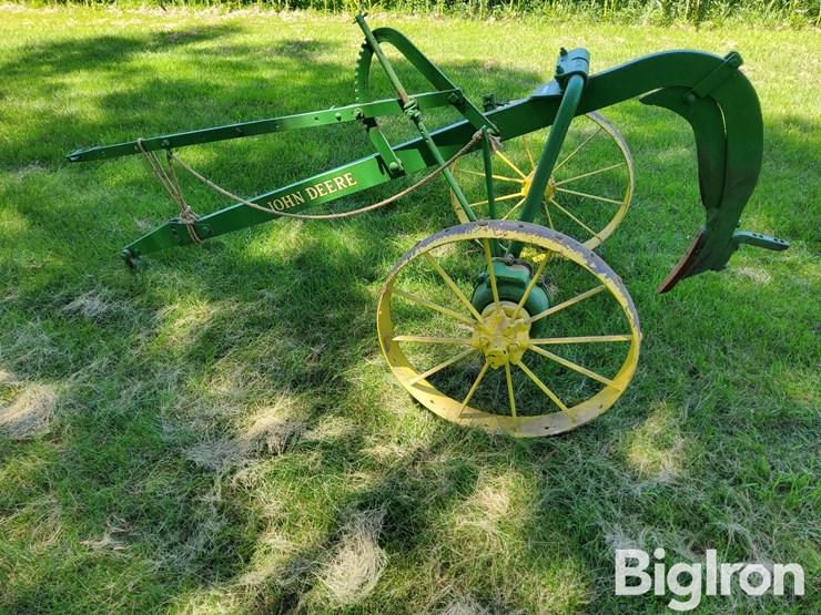 john-deere-pull-type-single-shank-ripper-image-8