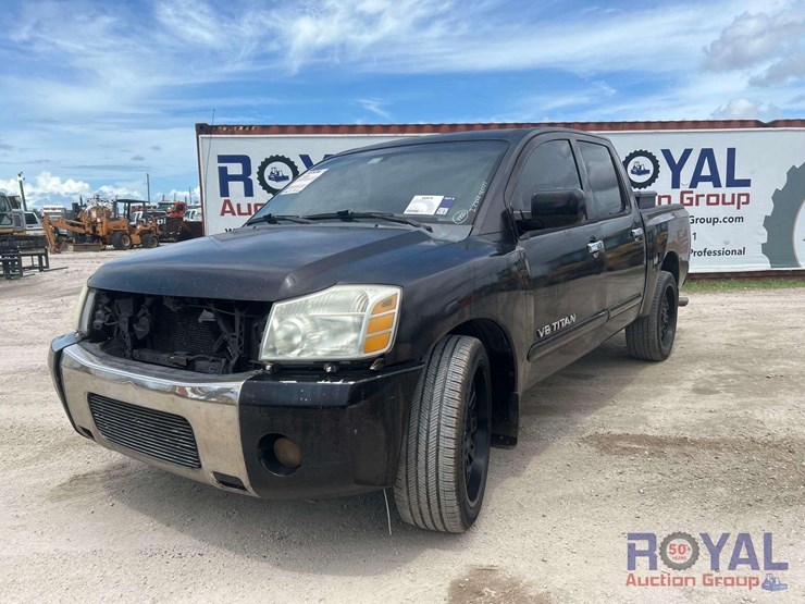2006-nissan-titan-image-1