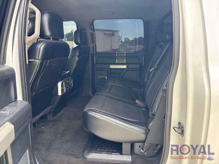 2018-ford-f350-image-16
