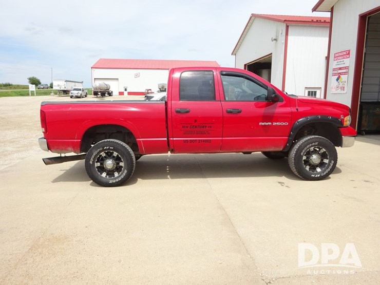 2004-dodge-ram-2500-image-29