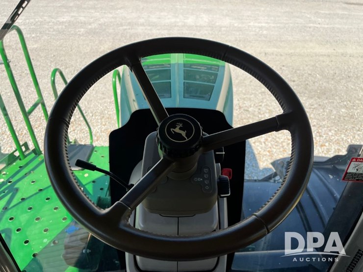 2019-john-deere-f4365-image-77