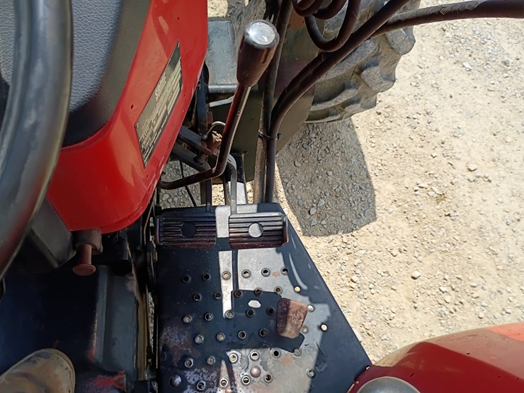 agco-allis-6690-image-23