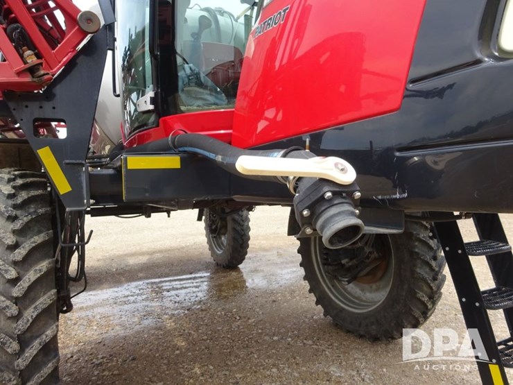 2015-case-ih-patriot-4440-image-78