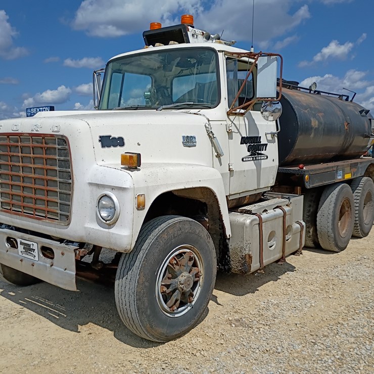 1982 FORD LT9000