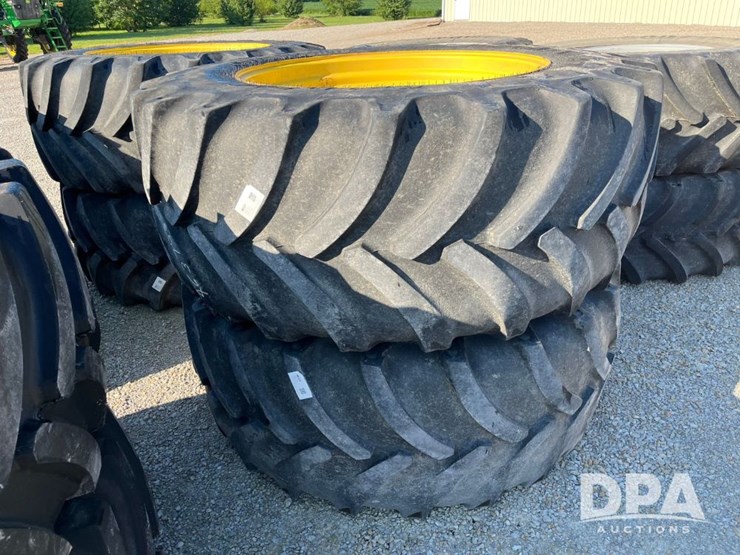 john-deere-r4045-image-1