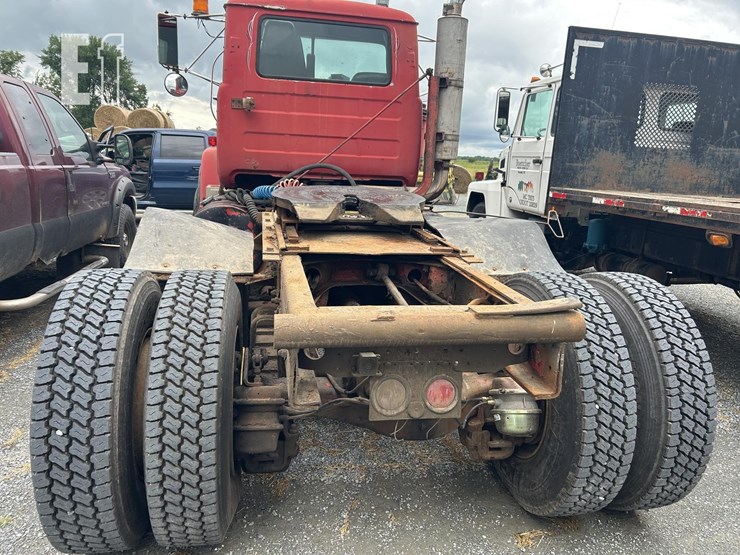 1991-mack-superliner-rw753-image-7