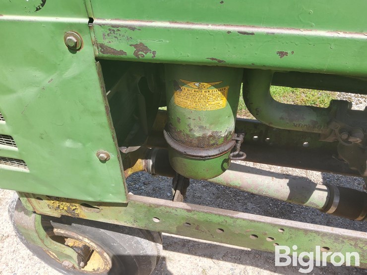 1944-john-deere-b-image-14