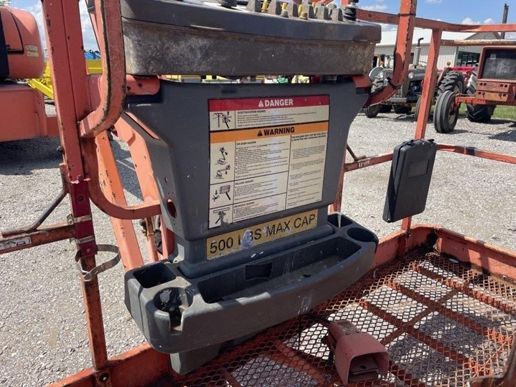 2003-jlg-800aj-image-30