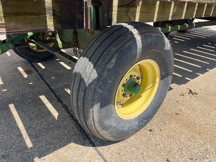 john-deere-6-image-13