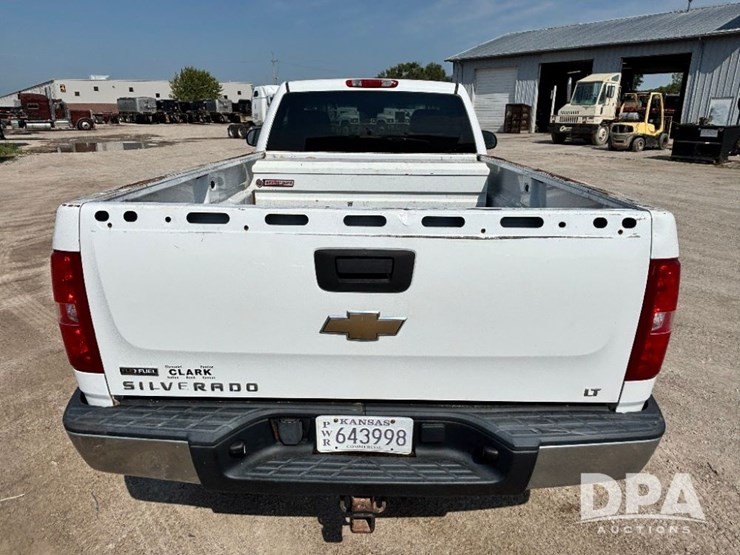 2008-chevrolet-silverado-image-8