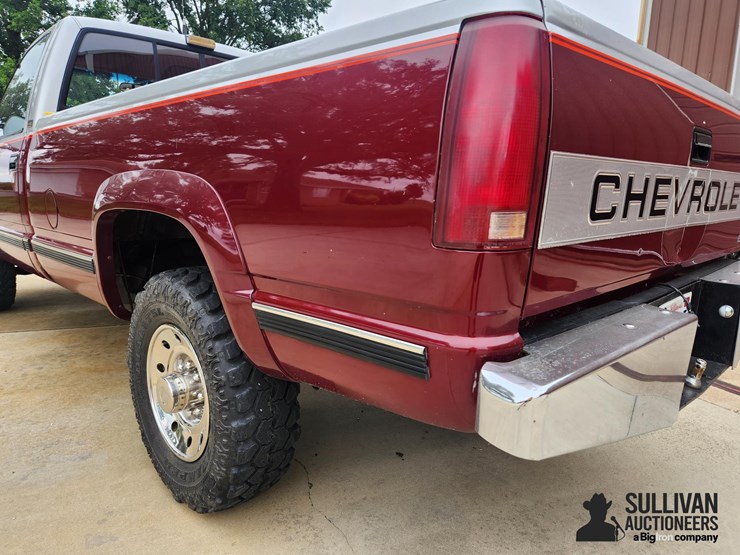 1989-chevrolet-3500-image-18