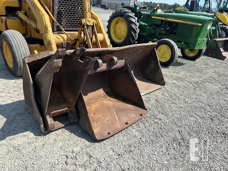 1986-deere-310c-image-5