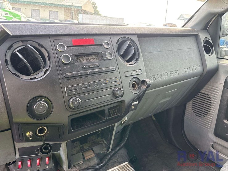 2014-ford-f250-image-16