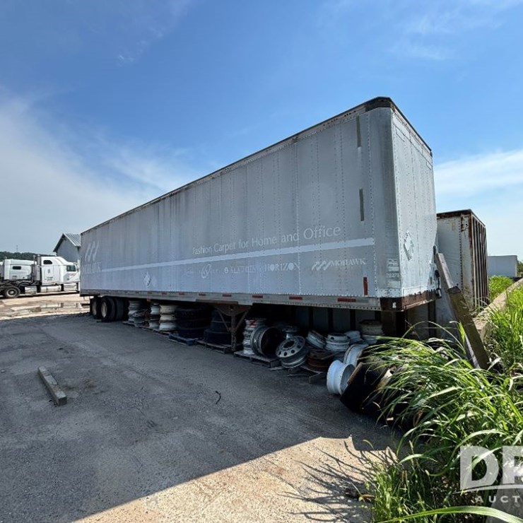 1996 STOUGHTON TRAILER