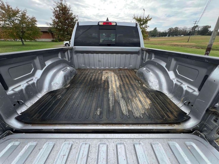 2021-ram-1500-big-horn-image-53