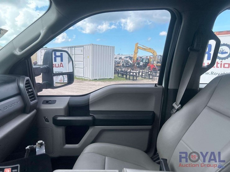 2019-ford-f350-image-13