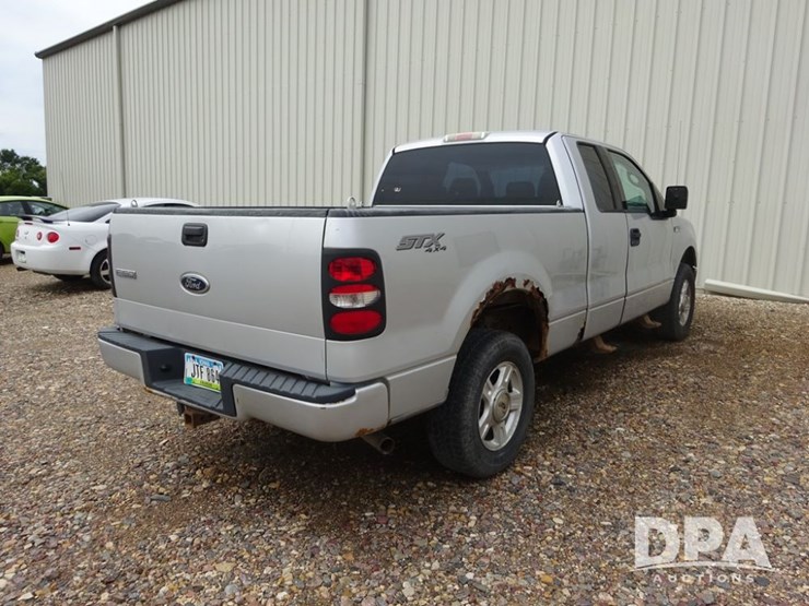 2004-ford-f150-image-14