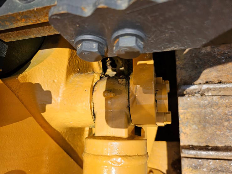 2018-komatsu-d37px-23-image-69