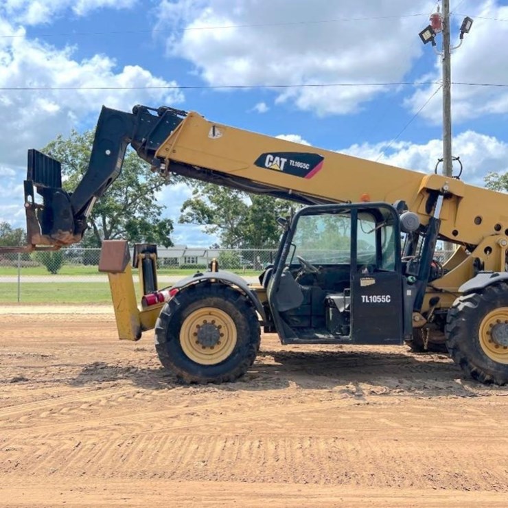 2015 CATERPILLAR TL1055C