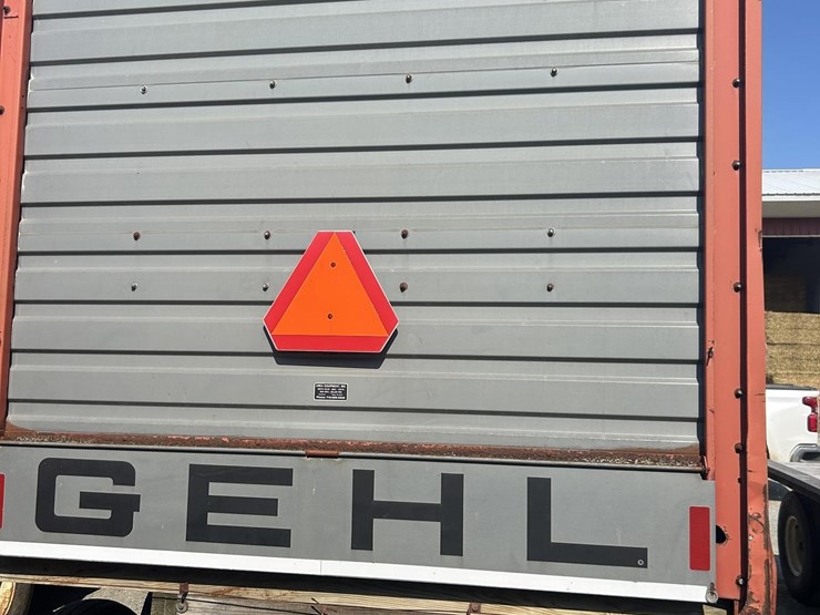 gehl-970-image-3