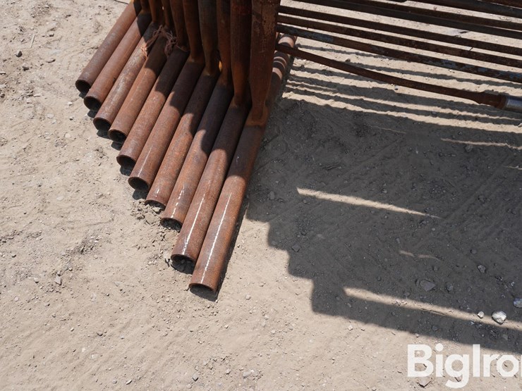 6-bar-16'-variable-rod-standing-fences-image-9