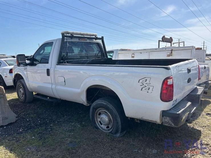 2011-ford-f250-image-4