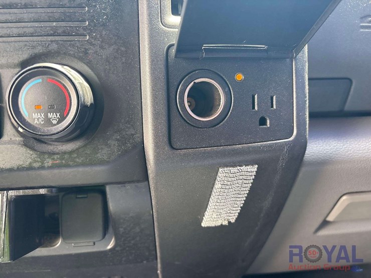 2017-ford-f550-image-18