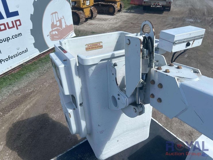 2014-altec-at200a-image-24