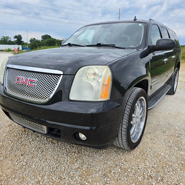 2011 GMC YUKON XL