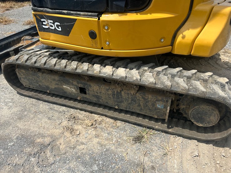 2021-deere-35g-image-14