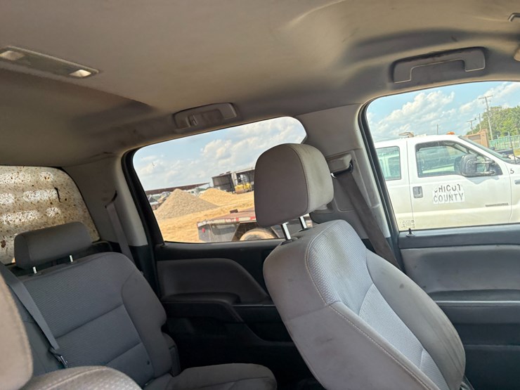 2015-chevrolet-silverado-3500-image-22