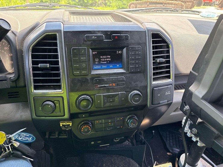 2015-ford-f150-image-8
