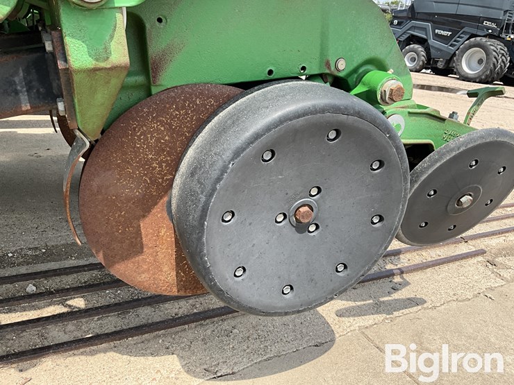 2005-john-deere-1760-image-19