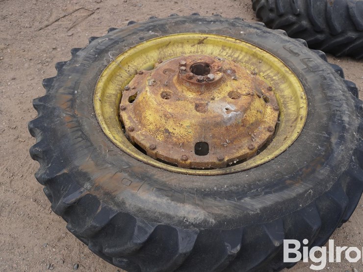 18.4-42-w-38"-jd-centers-tires-image-12