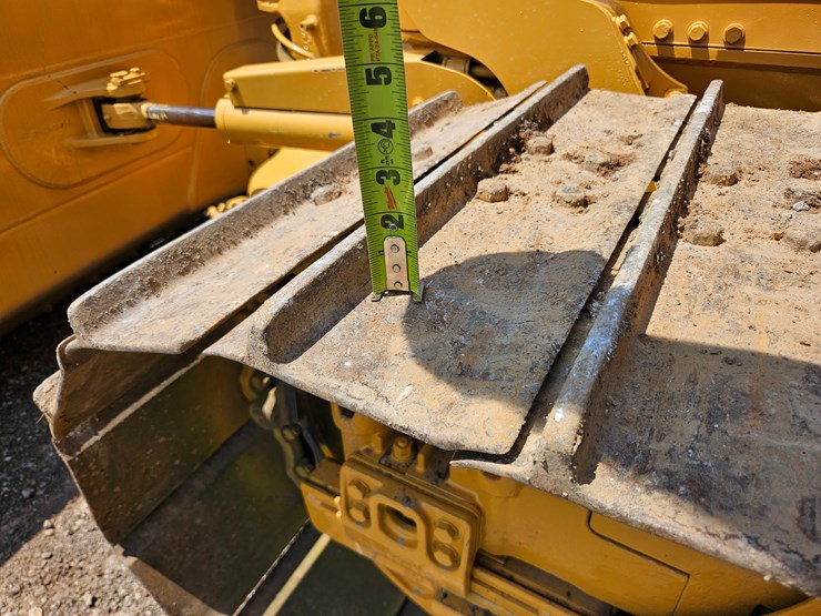 2018-komatsu-d37px-23-image-40
