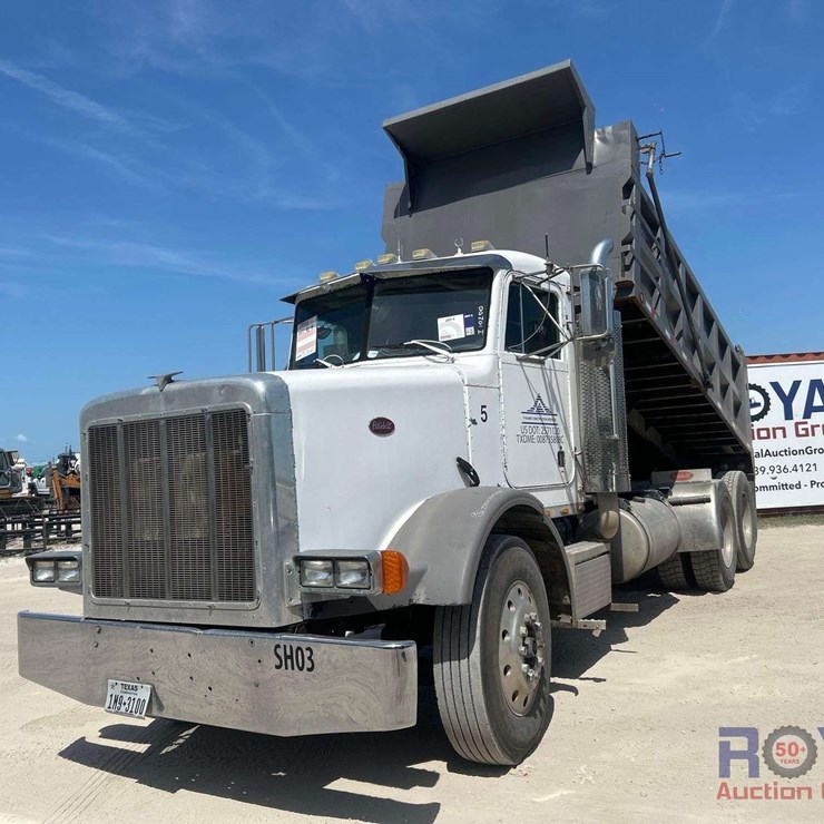 1991 Peterbilt 378 T/A Dump Truck