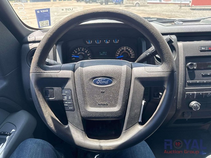 2014-ford-f150-xl-image-13