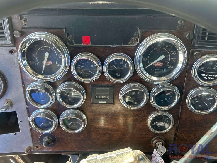 1991-peterbilt-378-t/a-dump-truck-image-9