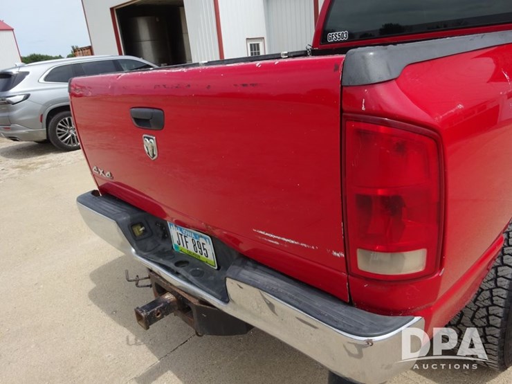 2004-dodge-ram-2500-image-43