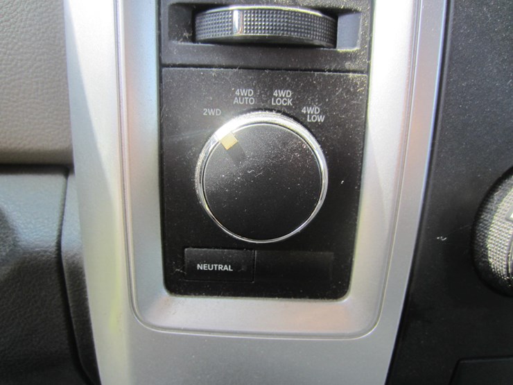 2011-dodge-ram-1500-image-27