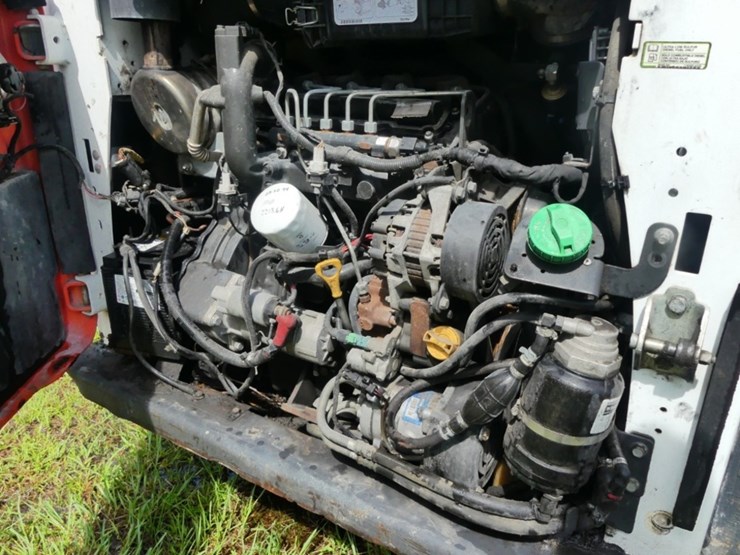 2018-bobcat-t595-image-9