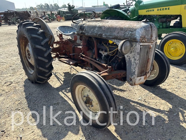 ford-8n-image-3