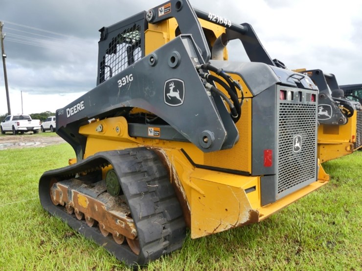 deere-331g-image-3