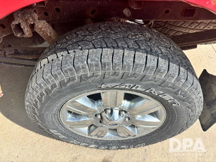 2012-ford-f150-xlt-image-29