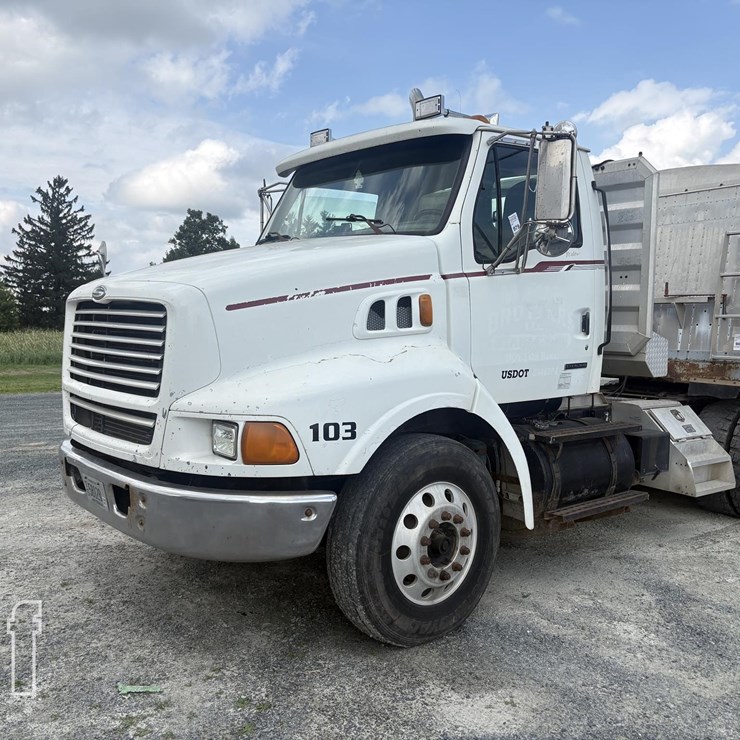 1999 STERLING A9513