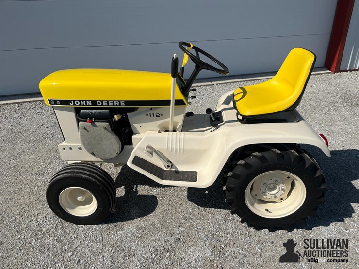 1970-john-deere-112-image-8