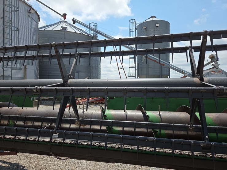 john-deere-925f-image-8