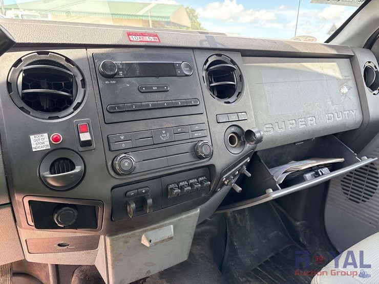 2012-ford-f450-image-15
